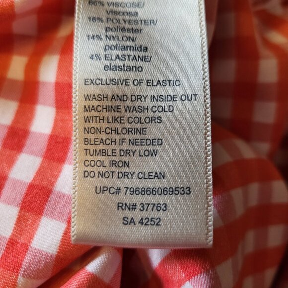 Rafaella Comfort Stretch Pull On Bermuda Shorts Size 16 Dubarry Red - Picture 6 of 7